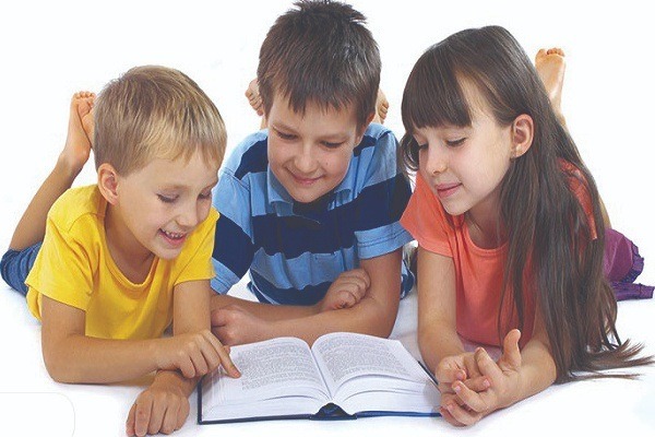  چگونه فرزندانی کتابخوان تربیت کنیم؟